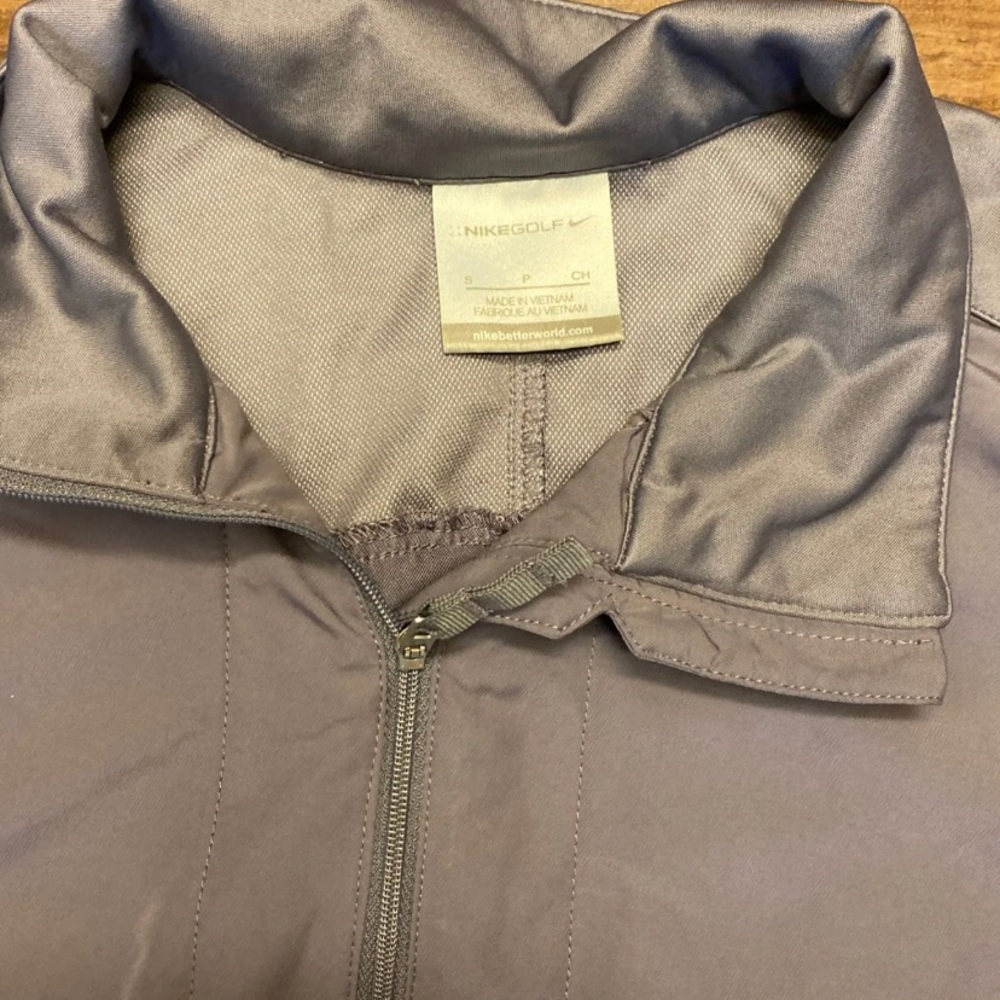 Nike jacket - Picture 3 of 6